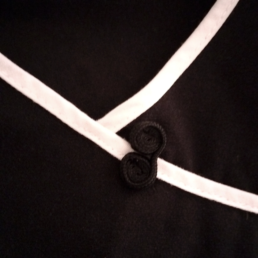 ⚜️ Dickies Mandarin Collar Scrub Top - Picture 13 of 13